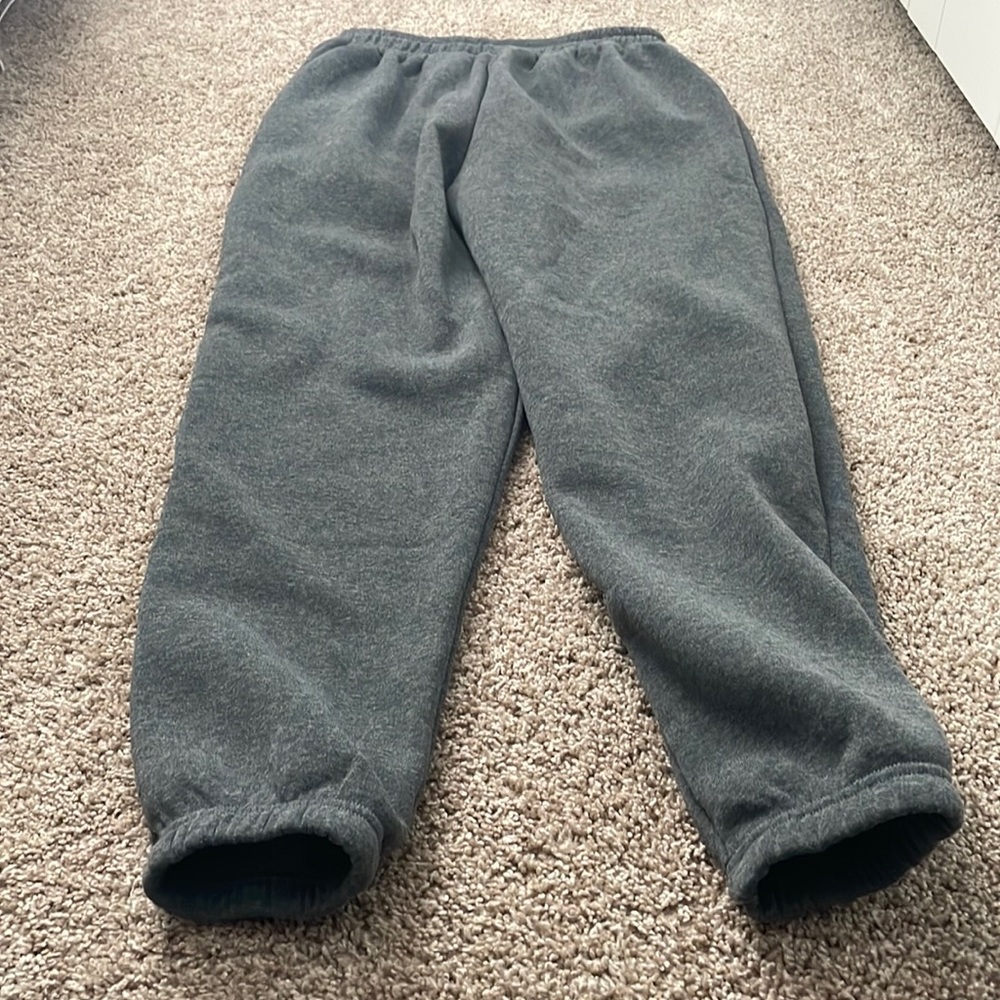 SHEIN grey sweatpants, never worn, medium